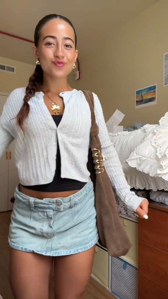 day 2 of classes here’s my outfit 😋😋 playing dress up is so fun i love college 

 #LTKStyleTip