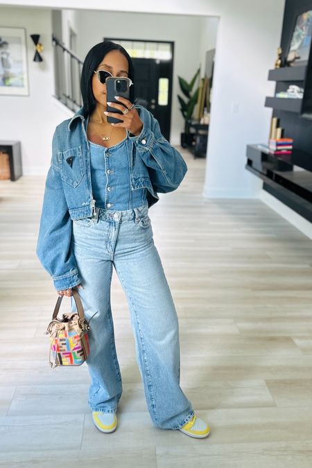 Outfit of the day is Denim on Denim on Denim! It’s okay if they don’t match. 😎


#LTKItBag #LTKStyleTip