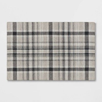2'x3' Indoor/Outdoor Plaid Tapestry Layering Rug Gray - Threshold™ | Target