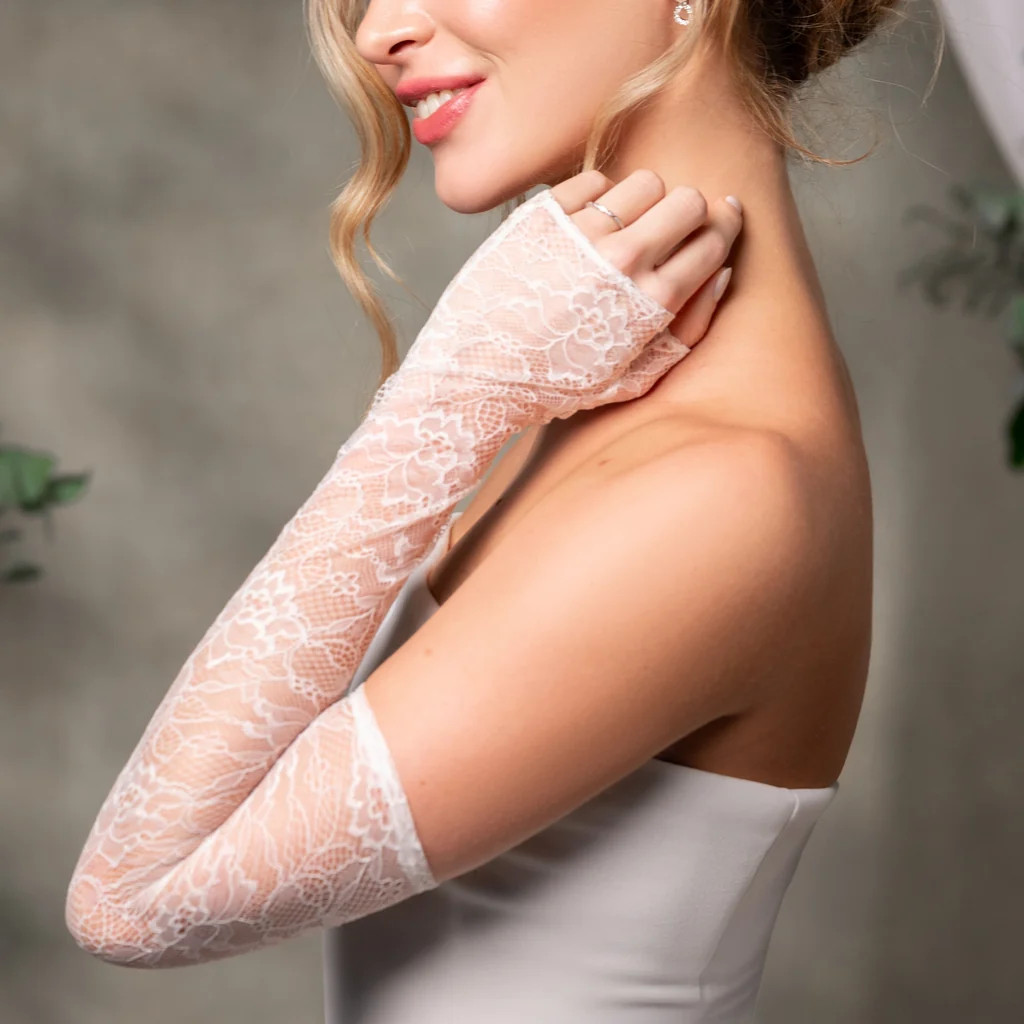 Serena | Bridal Fingerless Lace Opera Glove | Cornelia James