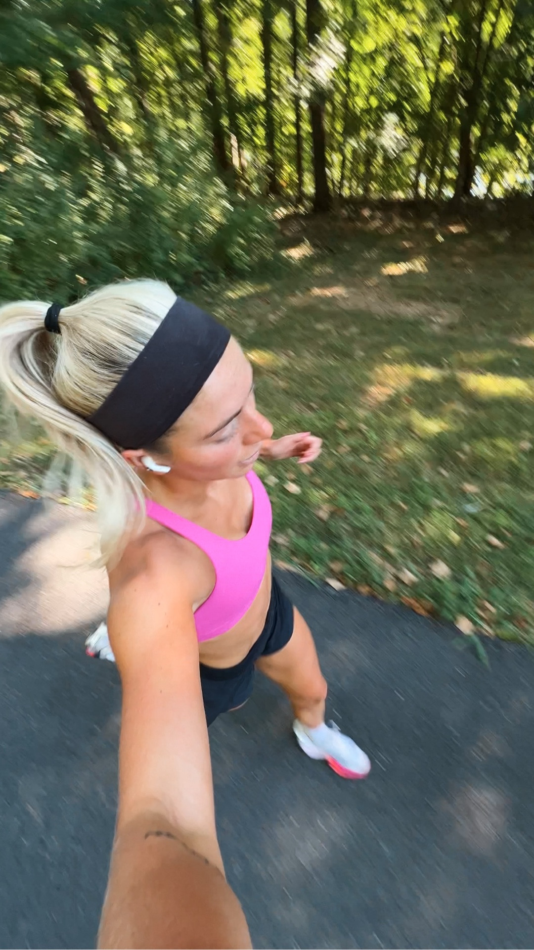 My FAV running brand!!!!

#LTKFindsUnder50 #LTKU #LTKActive