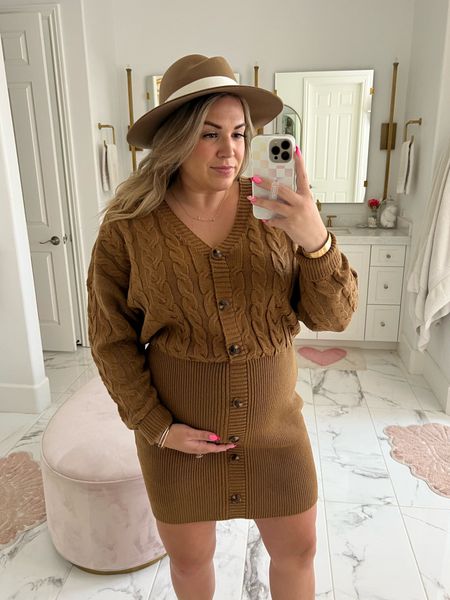 curvy fall look from the Nordstrom Anniversary Sale! sized up to
the xl for this knit sweater dress, but take your true size! buttons aren’t functional 

#LTKcurves #LTKxNSale #LTKbump
