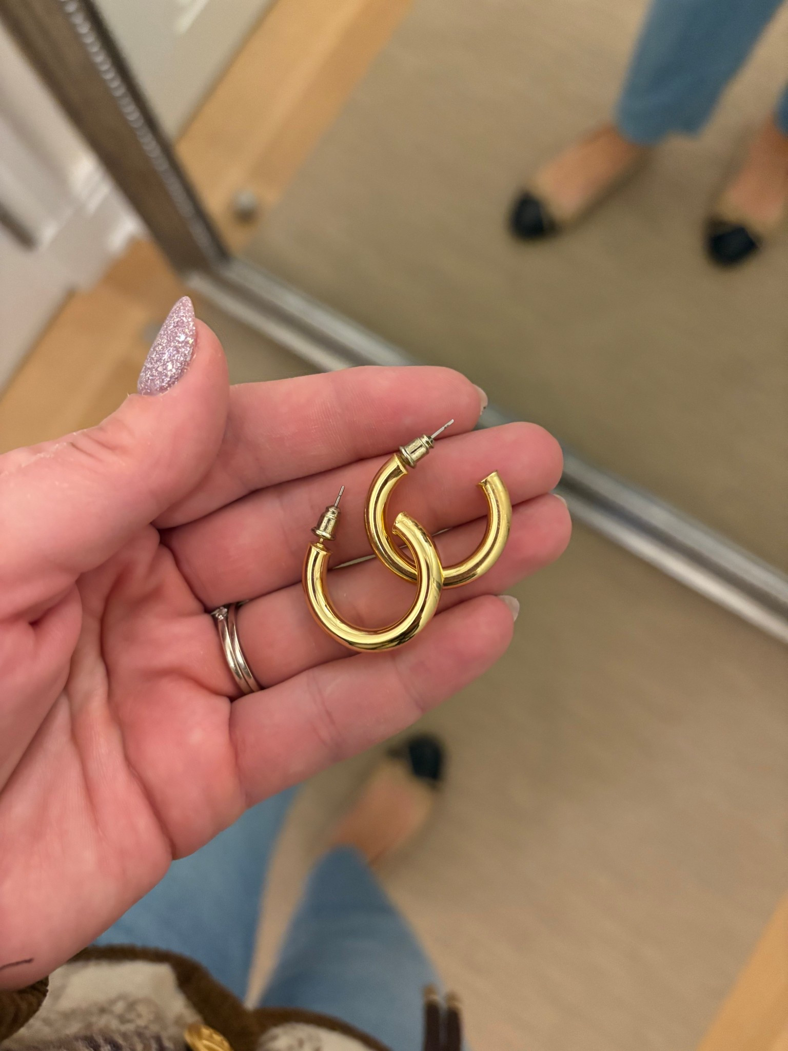 Favorite gold hoop earrings. Super lightweight too! I have the 30MM ones  

Jewelry / Amazon fashion / Amazon finds / hoops / earrings 

#LTKStyleTip #LTKSaleAlert #LTKFindsUnder50