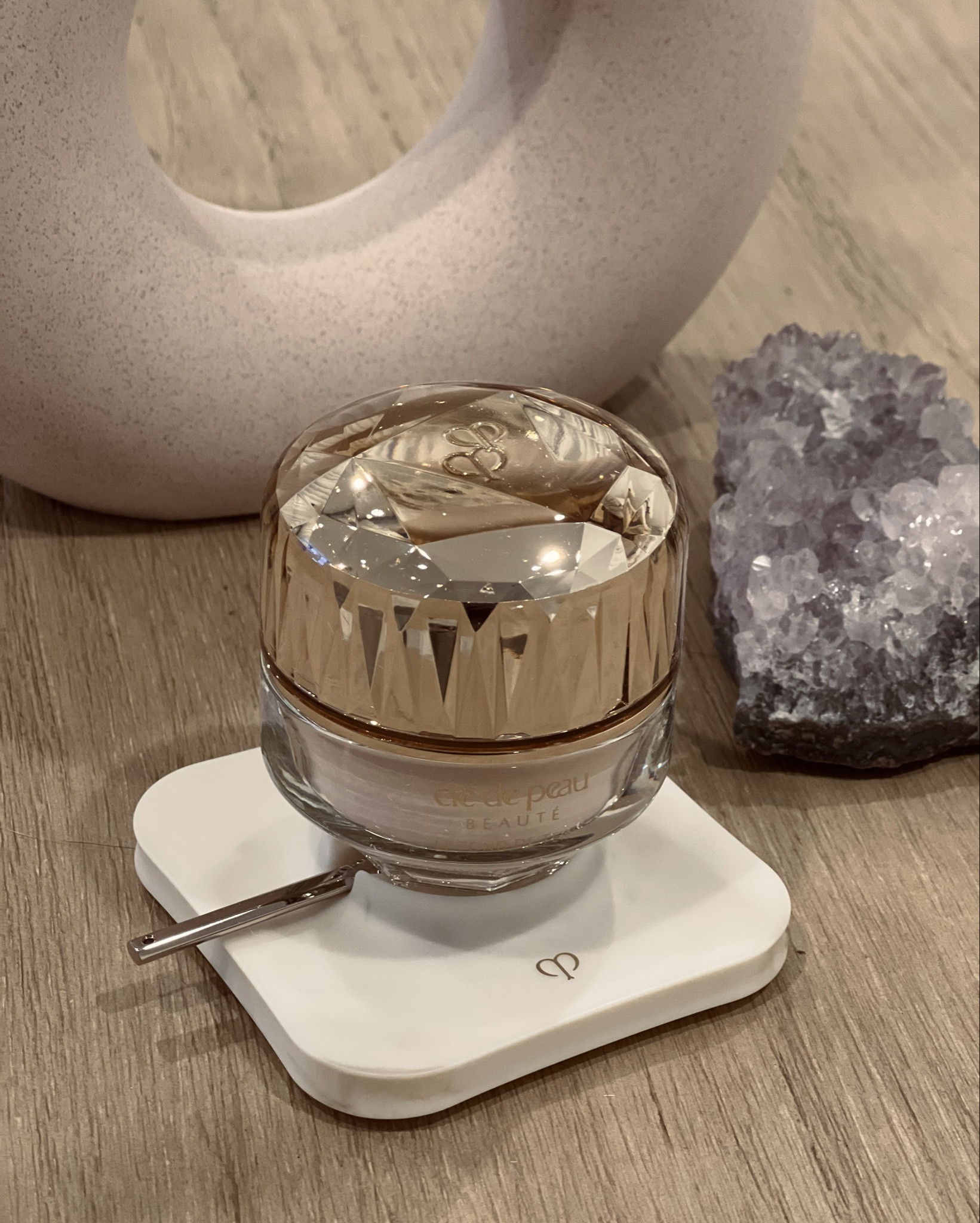 Perfect skincare and makeup, dry skin foundation, beauty products, cle de peau 

#LTKbeauty #LTKGiftGuide #LTKeurope