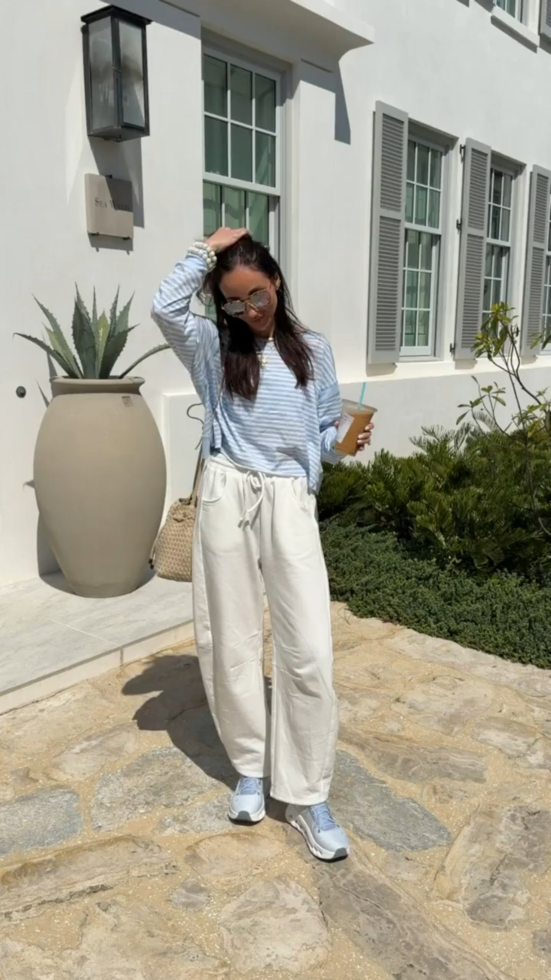 Vacation outfit idea, baggy pants, amazon clothing, athleisure style, annabrstyle

#LTKSeasonal #LTKTravel #LTKootd