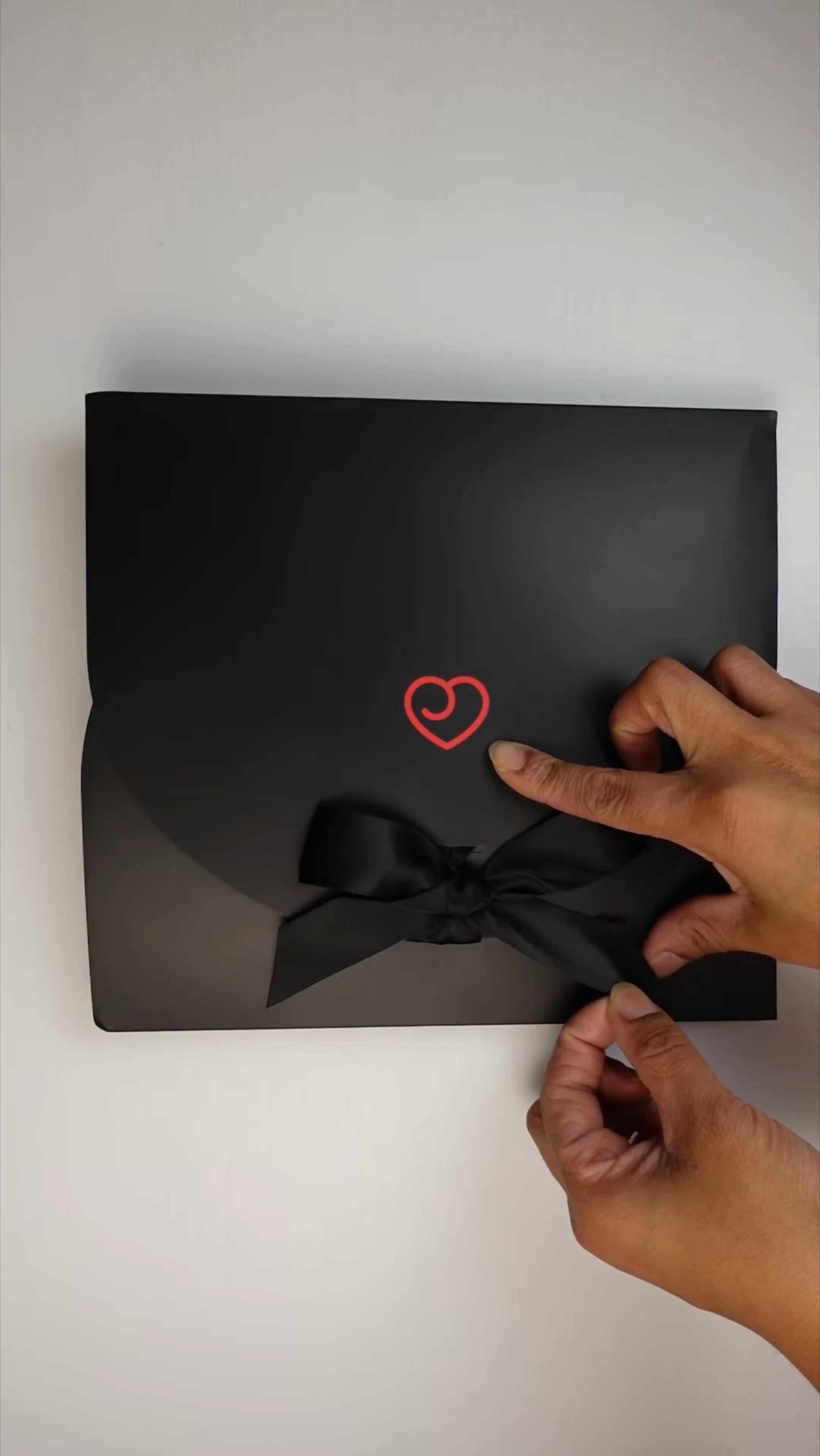 Such a cute Valentines Gift Idea! and so affordable! Use my code bbkennypxo to save extra 

#LTKVideo #LTKmidsize