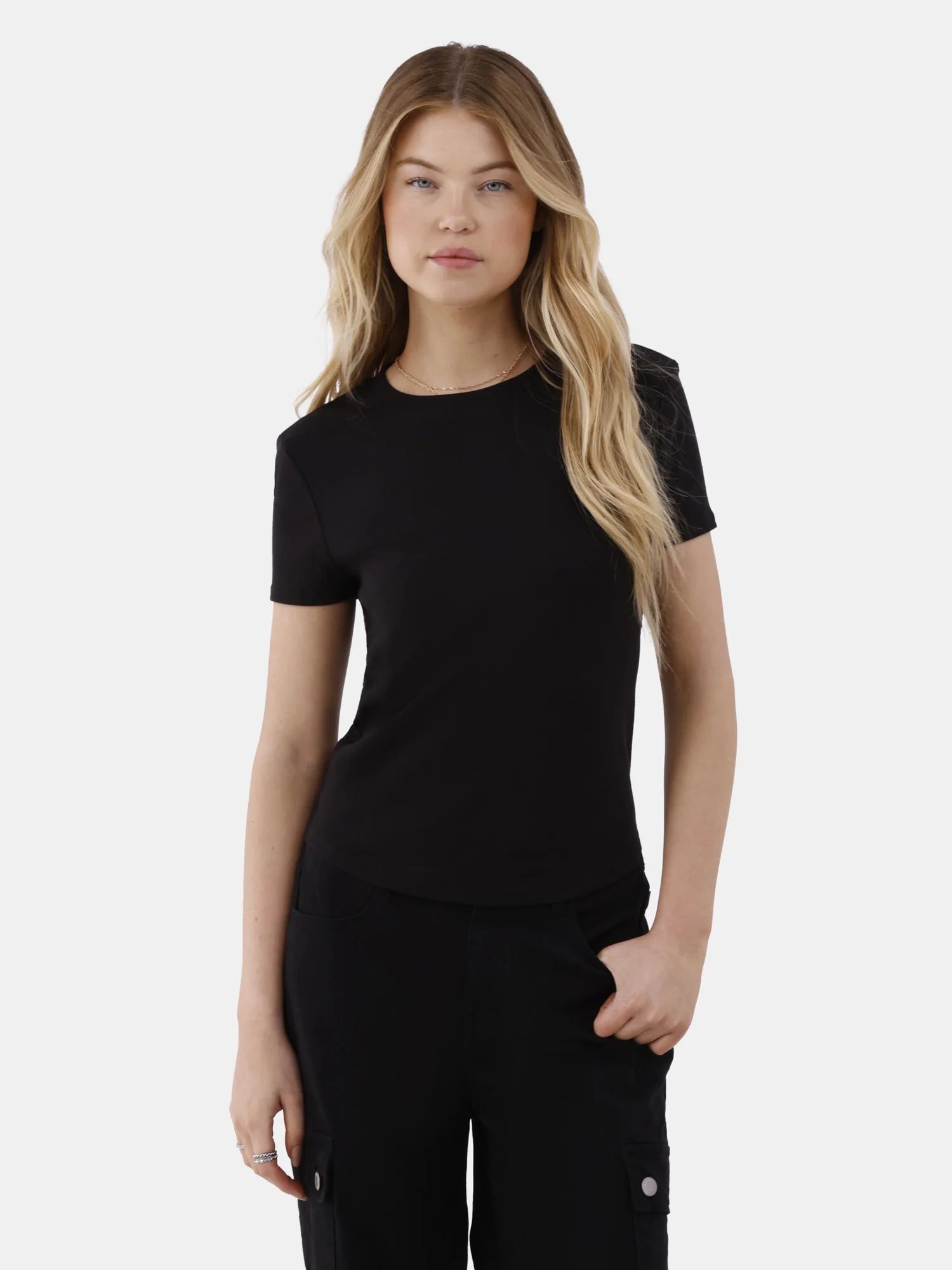 No Boundaries Crewneck Tee with Short Sleeves, Women’s | Walmart (US)