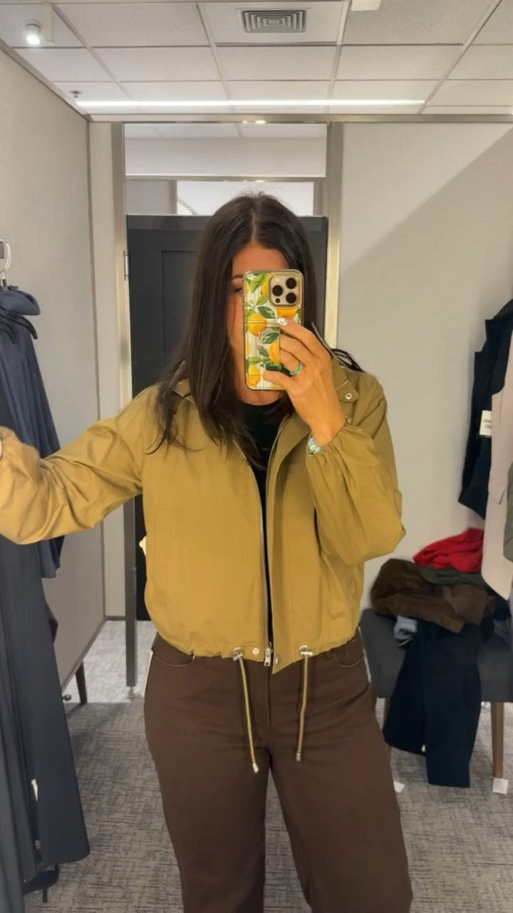 Obsessed with this jacket for fall!!

Nordstrom Sale finds 🤍 Wearing a size 8/M in the tops and bottoms. Size 29 in all of the jeans, except the Levi’s (I sized up to a 30).

Nordstrom Sale, Nordstrom Anniversary Sale, workwear, midsize fashion, midsize fall outfits, easy outfit ideas, fall outfit inspiration, OOTD, casual style, office outfits, denim, wardrobe staples

#LTKootd #LTKmomlife #LTKSaleAlert