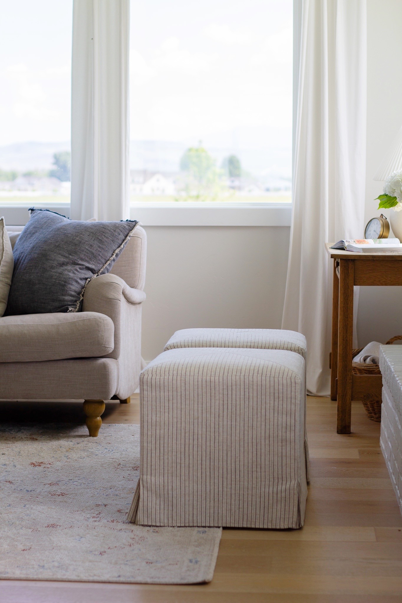 Cozy and simple for summer ☀️

#LTKsalealert #LTKSeasonal #LTKhome