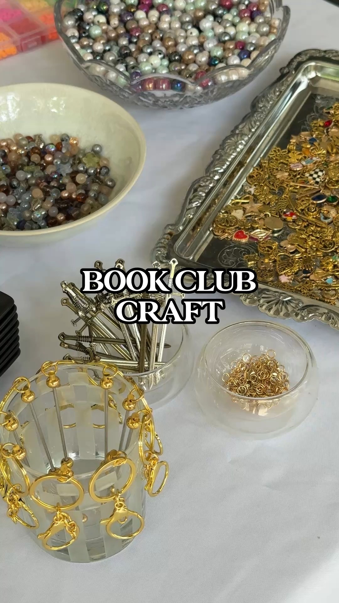 Bookclub keychain craft idea!

#LTKSeasonal #LTKHome #LTKParties