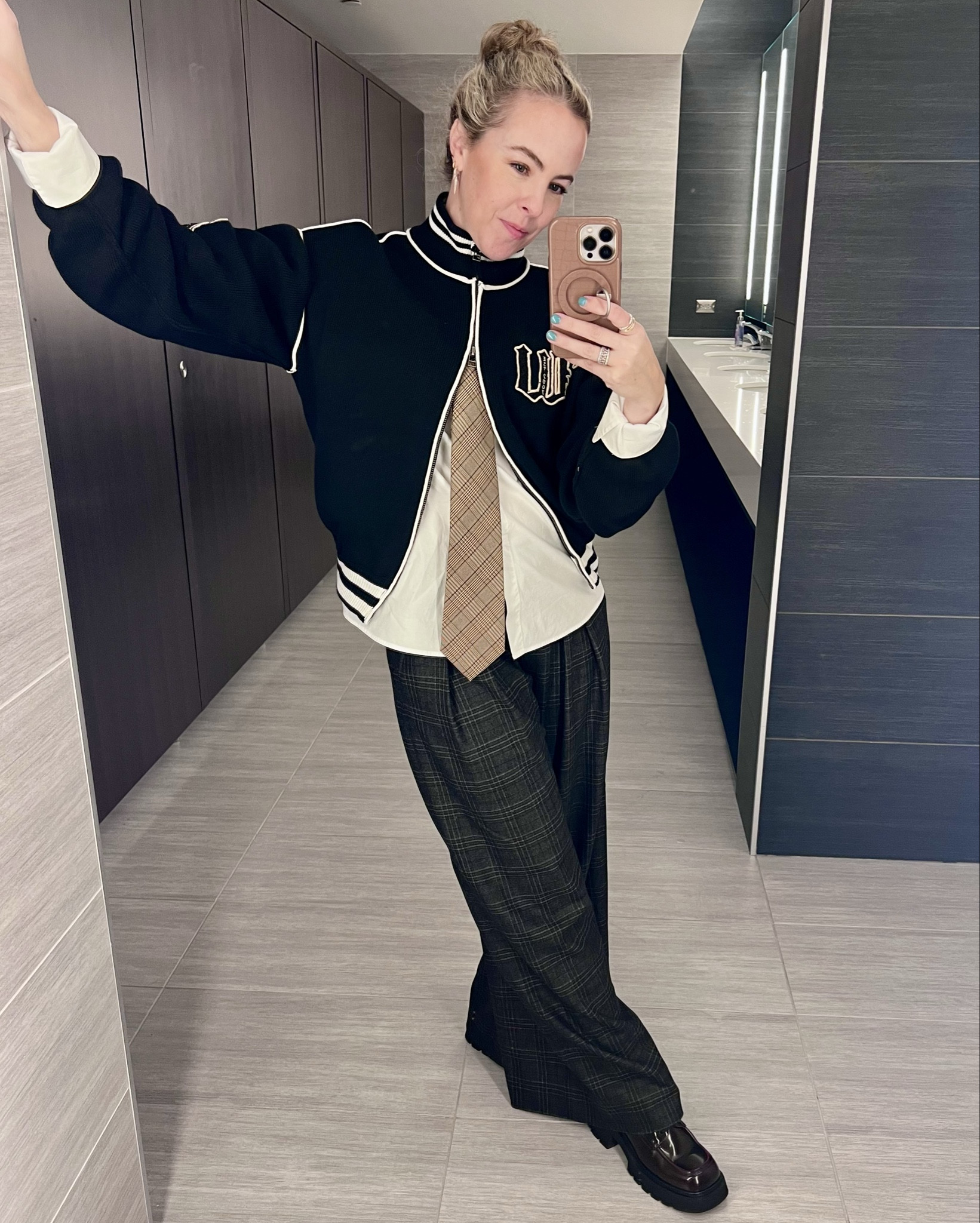 Full-on Katfromfinance fangirl outfit - I absolutely love how this look turned out, from the variety sweater to the tie to the absolute perfection plaid pants. Yes, give it to me on repeat.

#LTKOver40 #LTKWorkwear