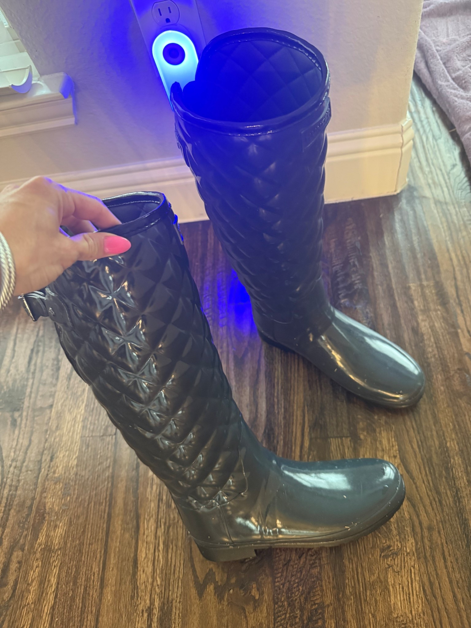 Quilted rain boots I love! So chic 

#LTKOver40