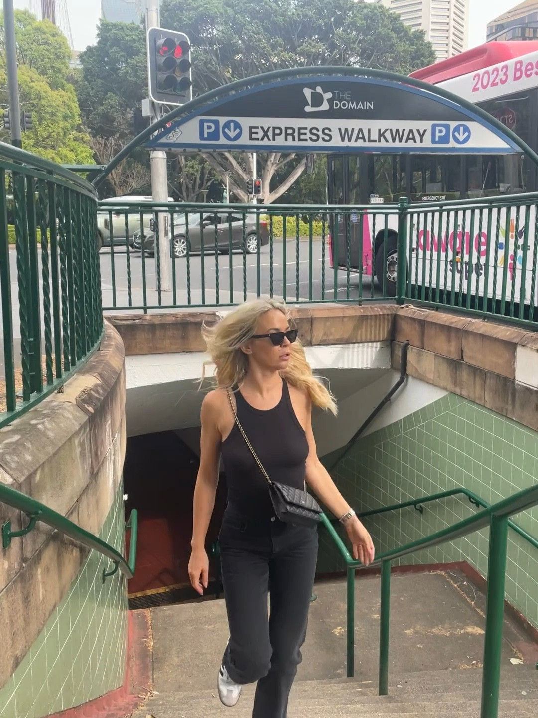 The perfect jeans & cool
Summer fit 🖤

#LTKshoecrush #LTKHolidaySale #LTKfindsunder100