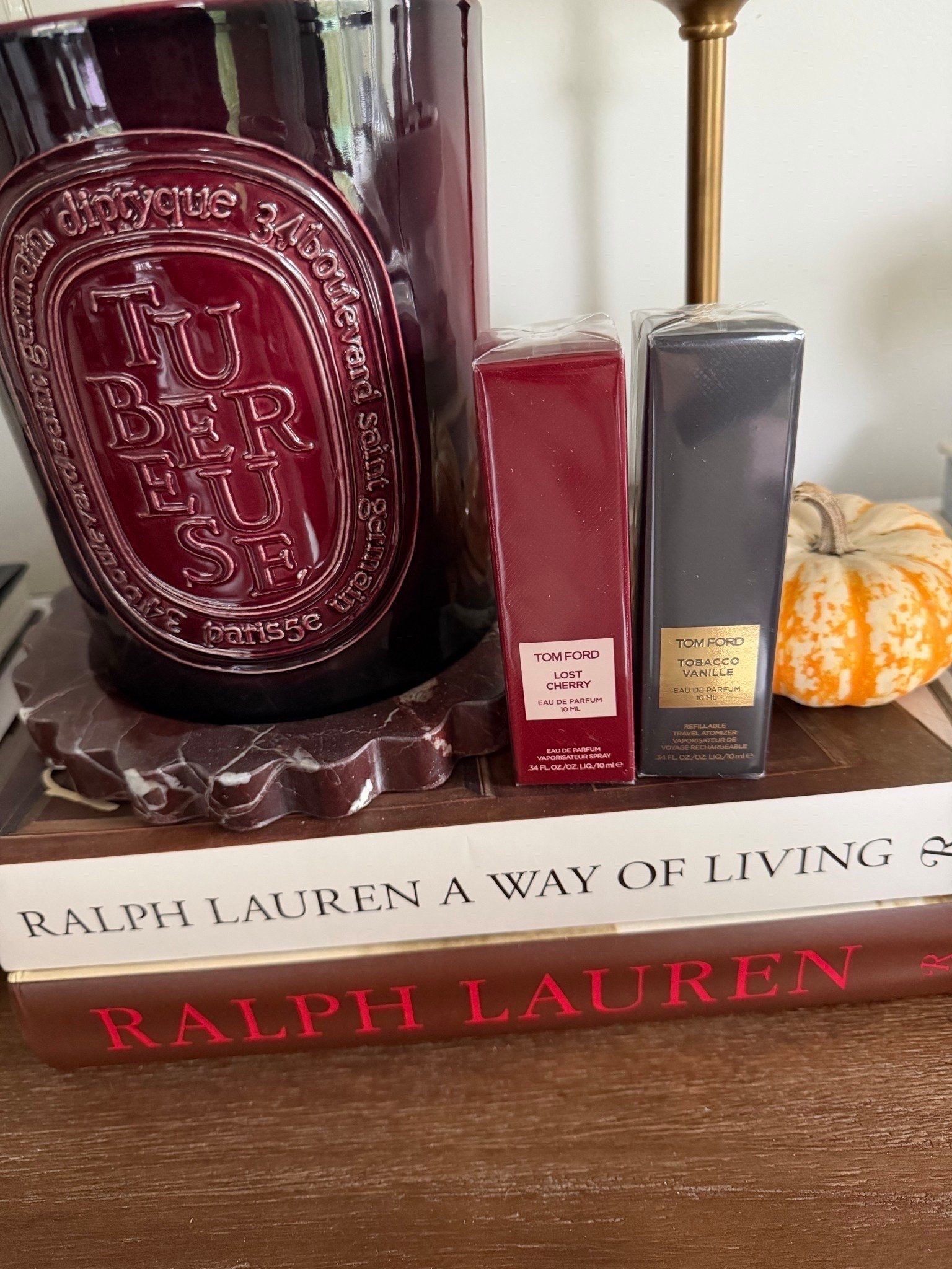 The most insane fall / winter layering perfume fragrance combo!! Tom ford tobacco vanille and lost cherry 🍒 




#LTKSeasonal #LTKHoliday #LTKGiftGuide