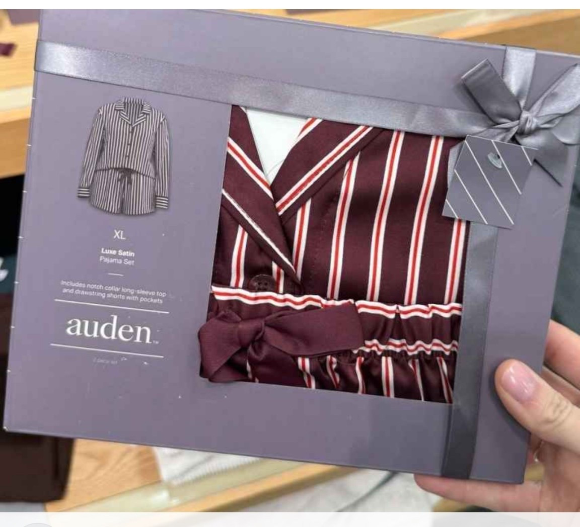 All time favorite luxury feeling pajama set!  Currently on sale!

#LTKHoliday #LTKFindsUnder50 #LTKselfcare