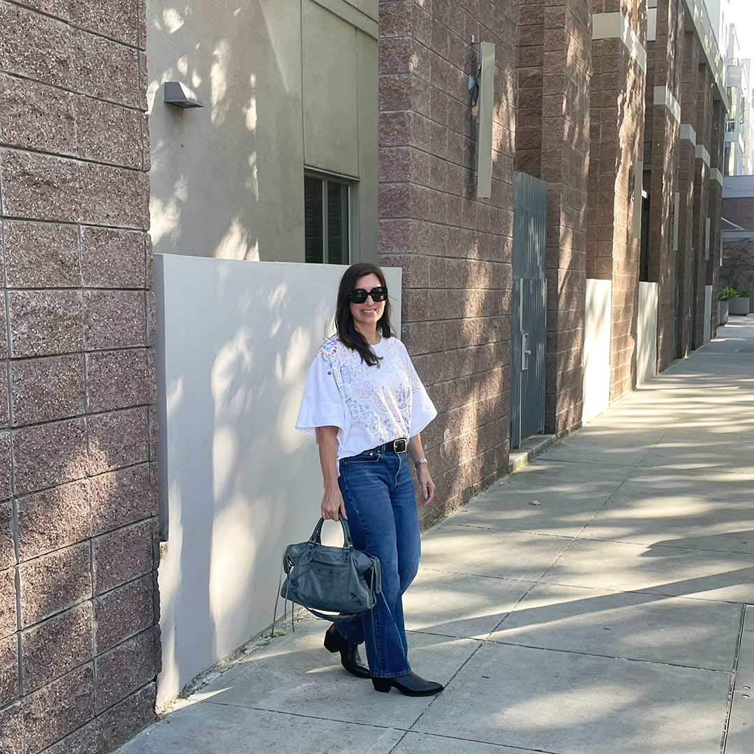 Loving these jeans in a short length. It's nice when petites can find pants we don't need to shorten! Makes for perfect casual summer outfit ideas.  

 #LTKootd #LTKOver40 #LTKPetite