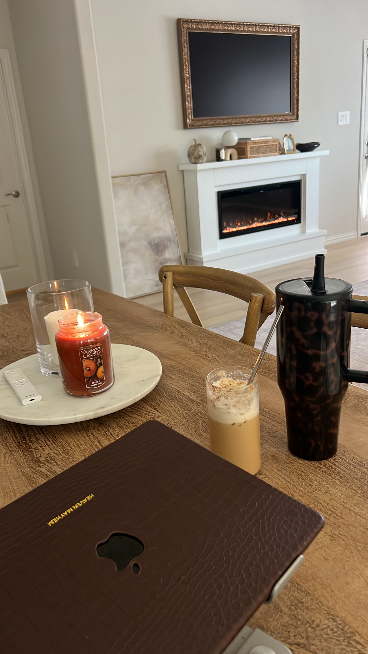 Cozy fall home vibes lately 🤎 hydrojug code: ELAINAMICHELLE 

 #LTKSeasonal #LTKHome