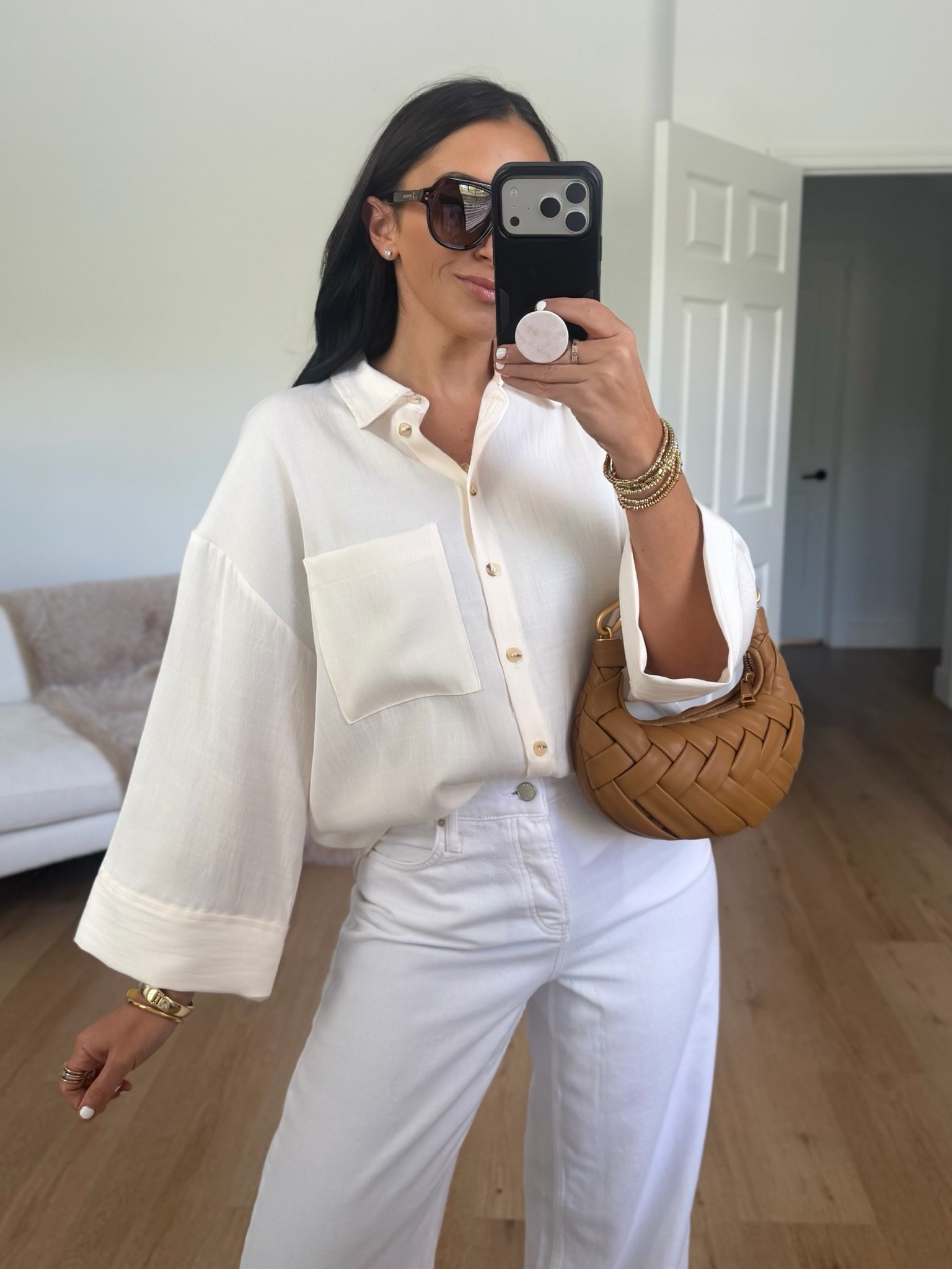 Zara Oversized wide sleeve shirt wearing size small. Z1975 Loose wide leg mid rise jeans wearing size 27