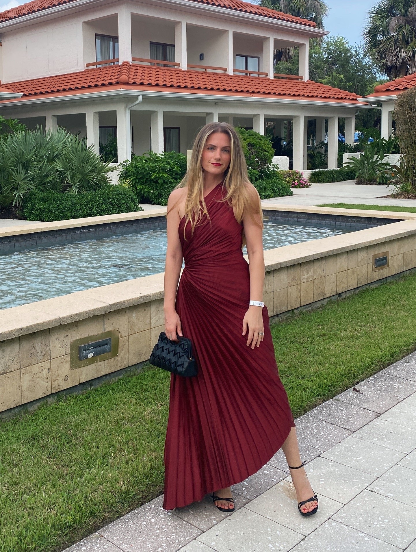 My go-to event dress ♥️ @vici
