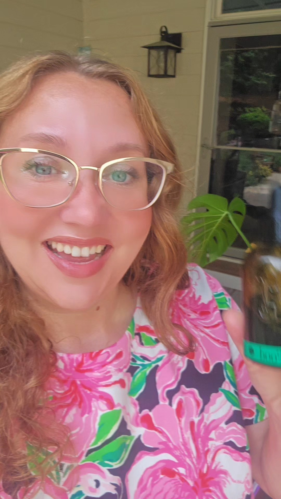 Time to propagate! Here is how I do my monstera plant. These take a little longer to get roots going but it is so worth it! 
Plant food code: livinglarge 
Comment HAPPY for a DM on IG 

@solsoils @happyhappyhouseplant #livinglargeinlilly #plants #houseplants #plantfood

#LTKdayinmylife #LTKSeasonal #LTKHome