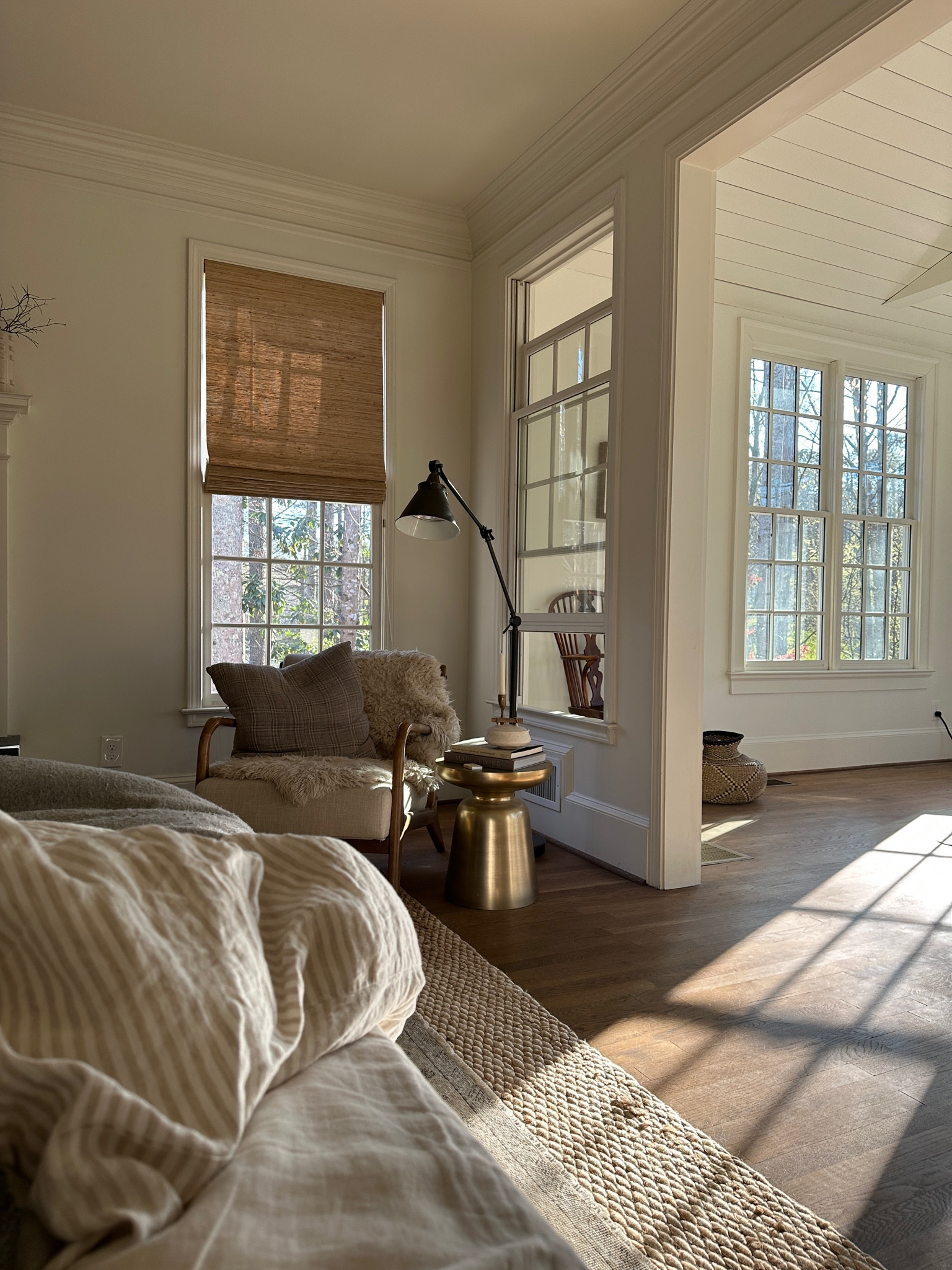 Cozy bedroom design 

Bedroom decor, amber interiors, scandibrustuc, home decor, home design, interior design 

#LTKhome #LTKunder100 #LTKunder50