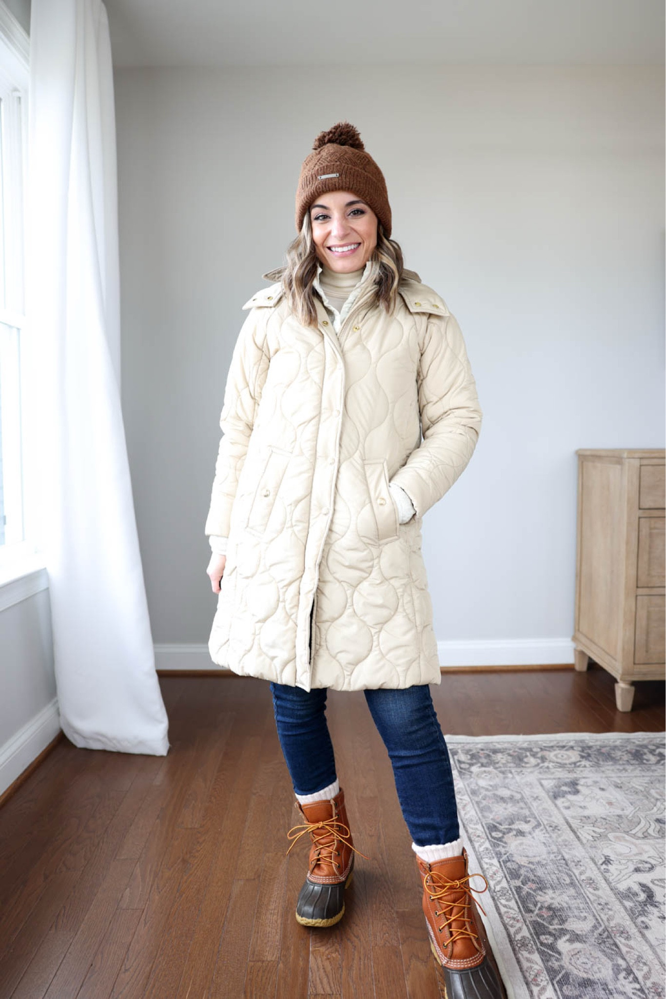 Cozy winter boots! 

Boot socks (Amazon)
Skinny jeans (Banana Republic Factory): petite 24 
Cream Sweater (LL Bean): petite xs
Cream jacket (J.Crew): petite 00 
Bean boots: tts 


My measurements for reference: 4’10” 105lbs bust, waist, hips 32”, 24”, 35” size 5 shoe. 25” inseam measurement to my ankle bone.  


#LTKSeasonal