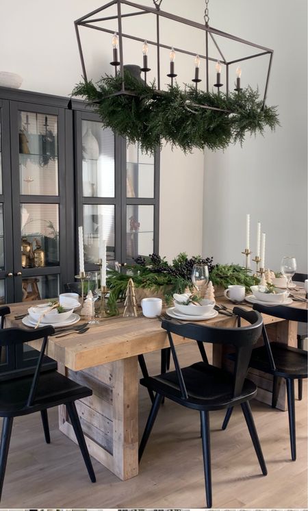 Holiday Tablescape 
Christmas decor 
Holiday decor 
Dining room holiday decor 

#LTKunder50 #LTKhome #LTKunder100