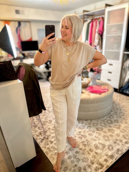 I’m absolutely loving target right now. They’ve got the best clothes for spring! I’m obsessed with all neutrals, and these elastic linen pants are giving amazingness! Review say the size down I’ve personally would like to stay to my true size. Love a good basic tee this one runs true to size wearing a large.

#LTKunder100 #LTKFestival #LTKFind