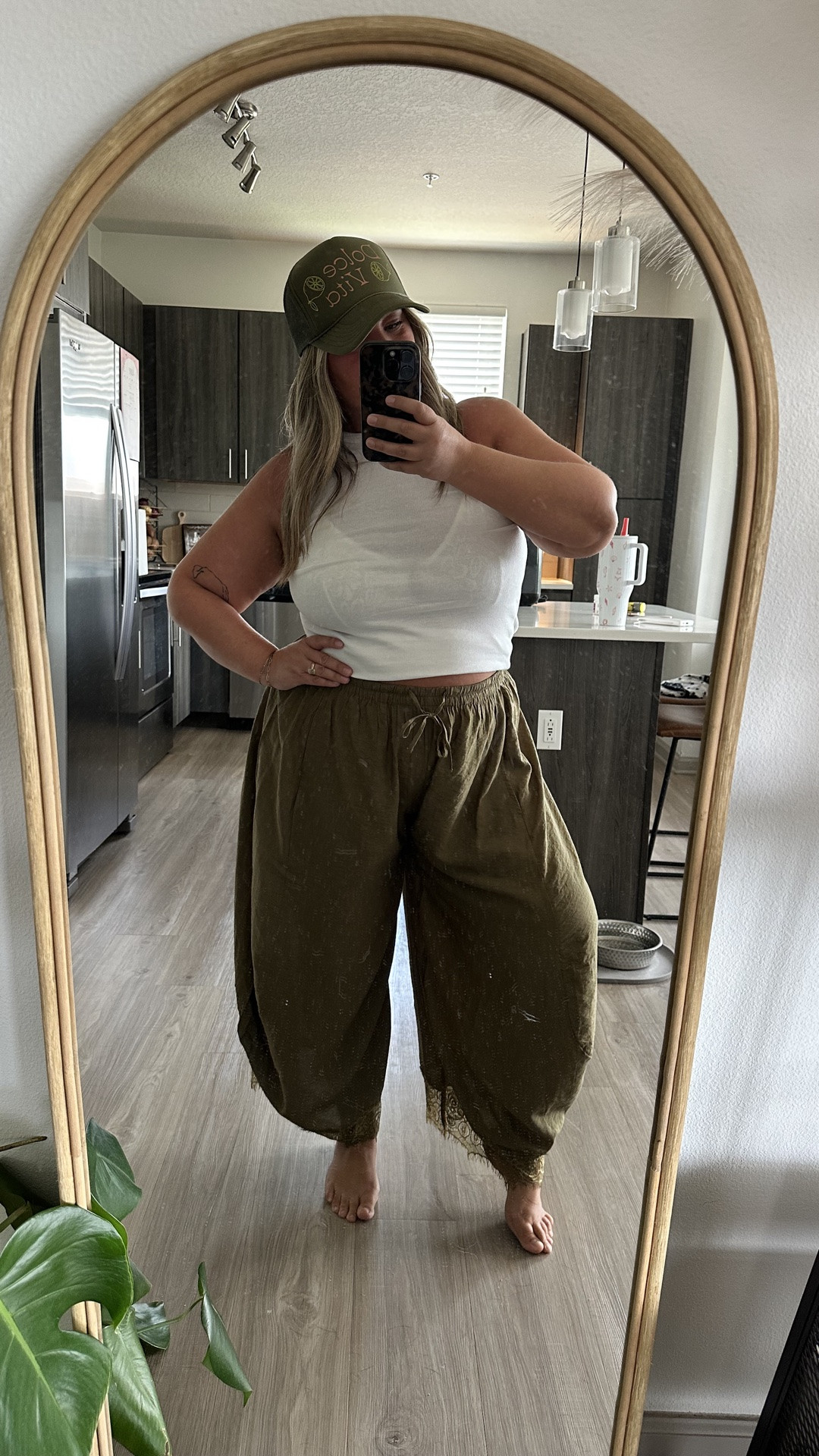 Anthropologie cropped lace, hem, pants! Size L, they run big!
