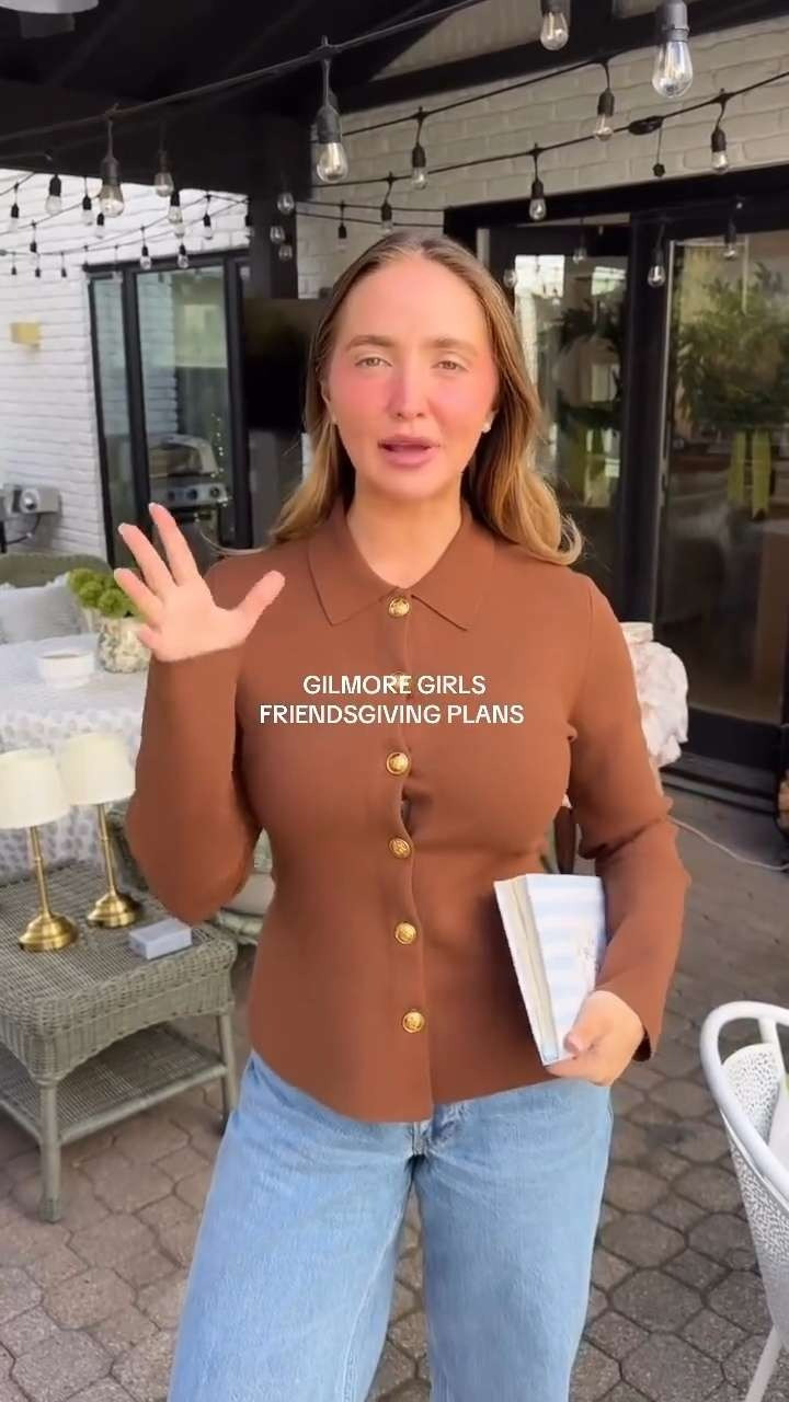 Gilmore Girls Friendsgiving coming right up!!!!! Need help with the details 

 #LTKHoliday #LTKootd #LTKStyleTip