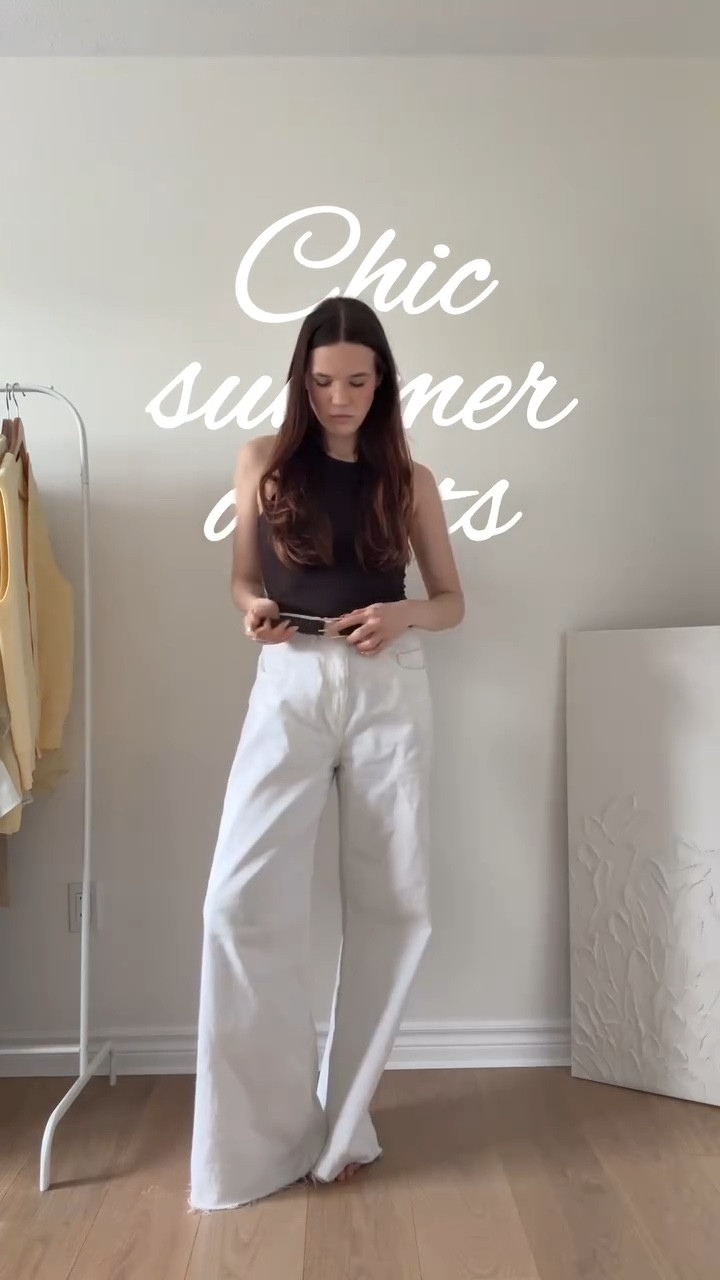 3 ways to wear a cropped trench this summer ☀️ Outfit details below, as always

Look 1 - @dynamiteclothing tedi tank, @icondenim jeans, @oakandfort cropped trench, @lintervalle heels, @frejanyc purse

Look 2 - @dynamiteclothing tedi tank, @oakandfort trench, @zara trousers, @vivaia_official heels, @hm purse

Look 3 - @commense.official tank with scarf, @boohoo skirt, @oakandfort trench, @vivaia_official heels, @verafied_official purse

#ootd #dailyoutfitinspo #wearthisnext #pinterestinspired #grwm #outfitinspiration #stylingtips #springfashion #summeroutfits #croppedtrench #outfitinspo #outfitideas #pinterestoutfits #casualoutfits #elegantstyle #pinterestfashion #fashionreel