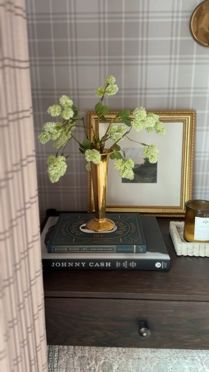 the perfect night stand styling!

home decor, interior design 

 #LTKmomlife #LTKOver40 #LTKHome