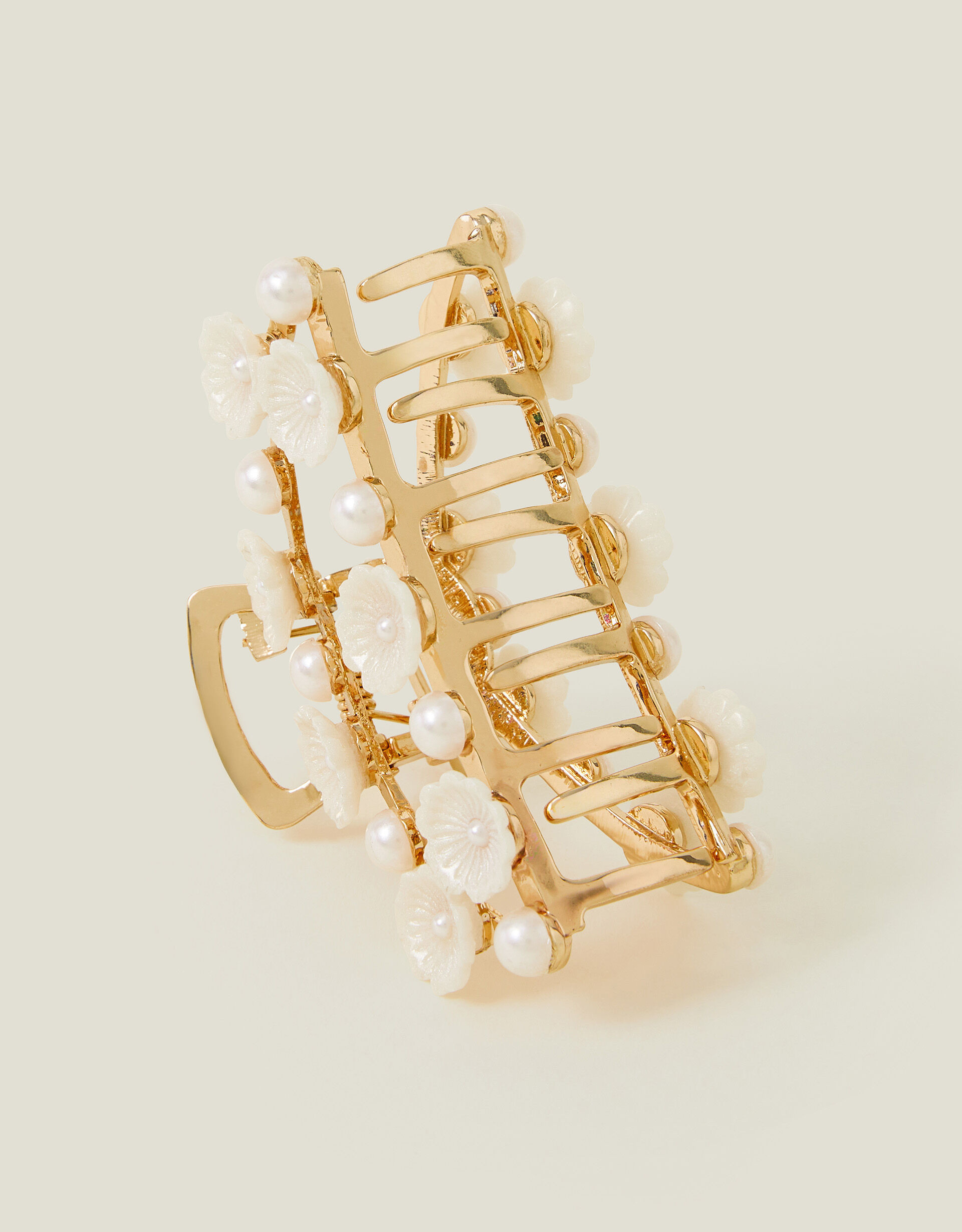 Pearl Flower Claw Clip | Accessorize (Global)