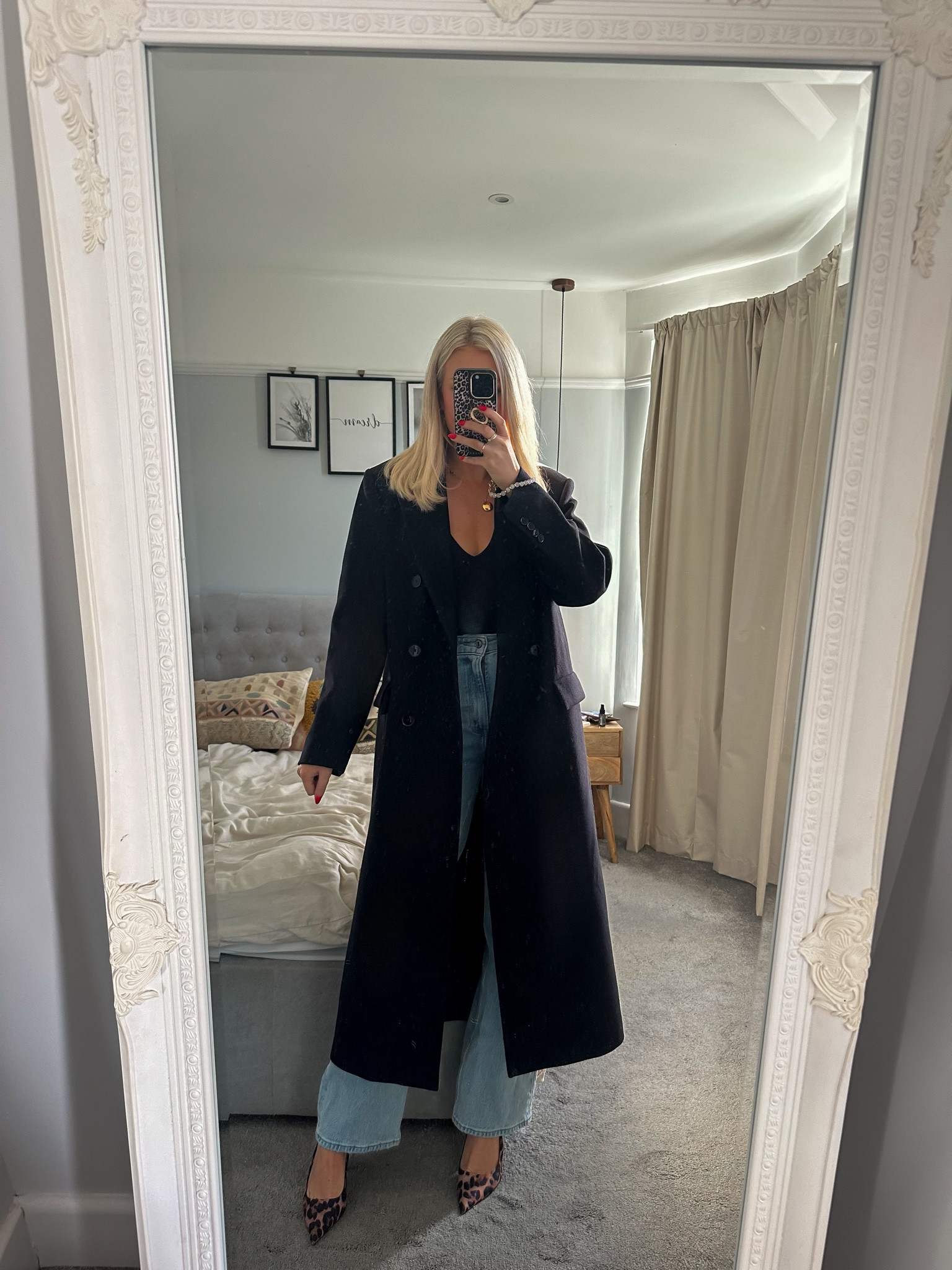 Double breasted black wool coat!! 

Exact is the Mango one but the Abercrombie is super similar and you can save 40% on it by signing up as a member and using code AFHELENA 

Black wool coat, double breasted coat 

#LTKCyberWeek