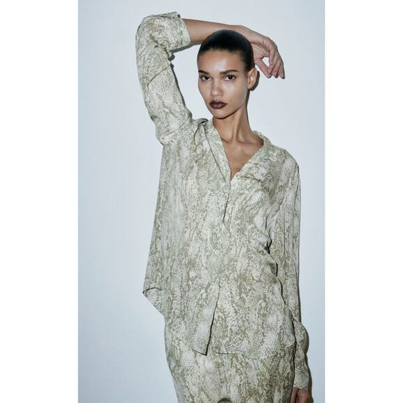 Zara Snake Button Up Long Sleeve Shirt Womens Size Large New Animal Print White | Poshmark