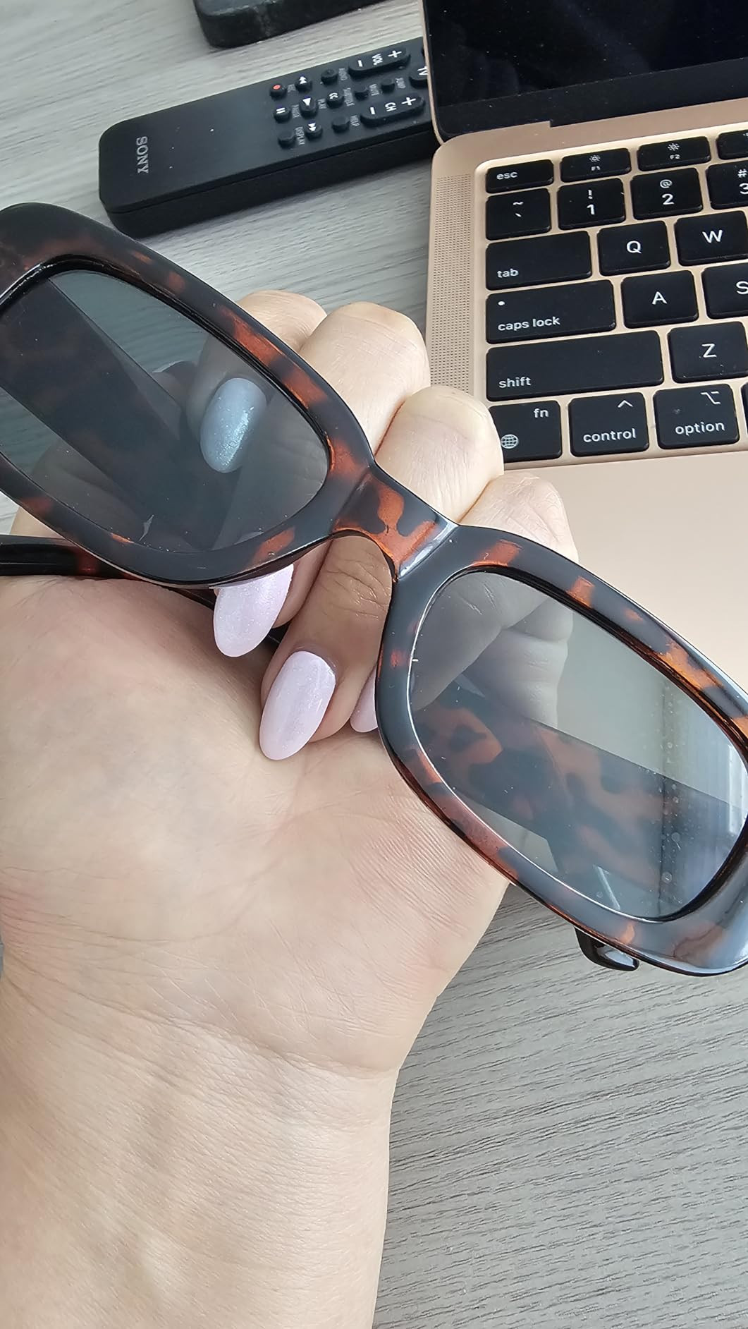 KUGUAOK Retro Rectangle Sunglasses Women and Men Vintage Small Square Sun Glasses UV Protection G... | Amazon (US)