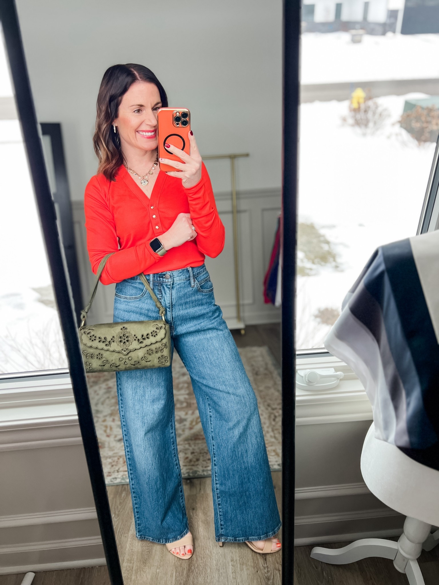 Top XS
Jeans 2 Short 

#LTKOver40 #LTKPetite