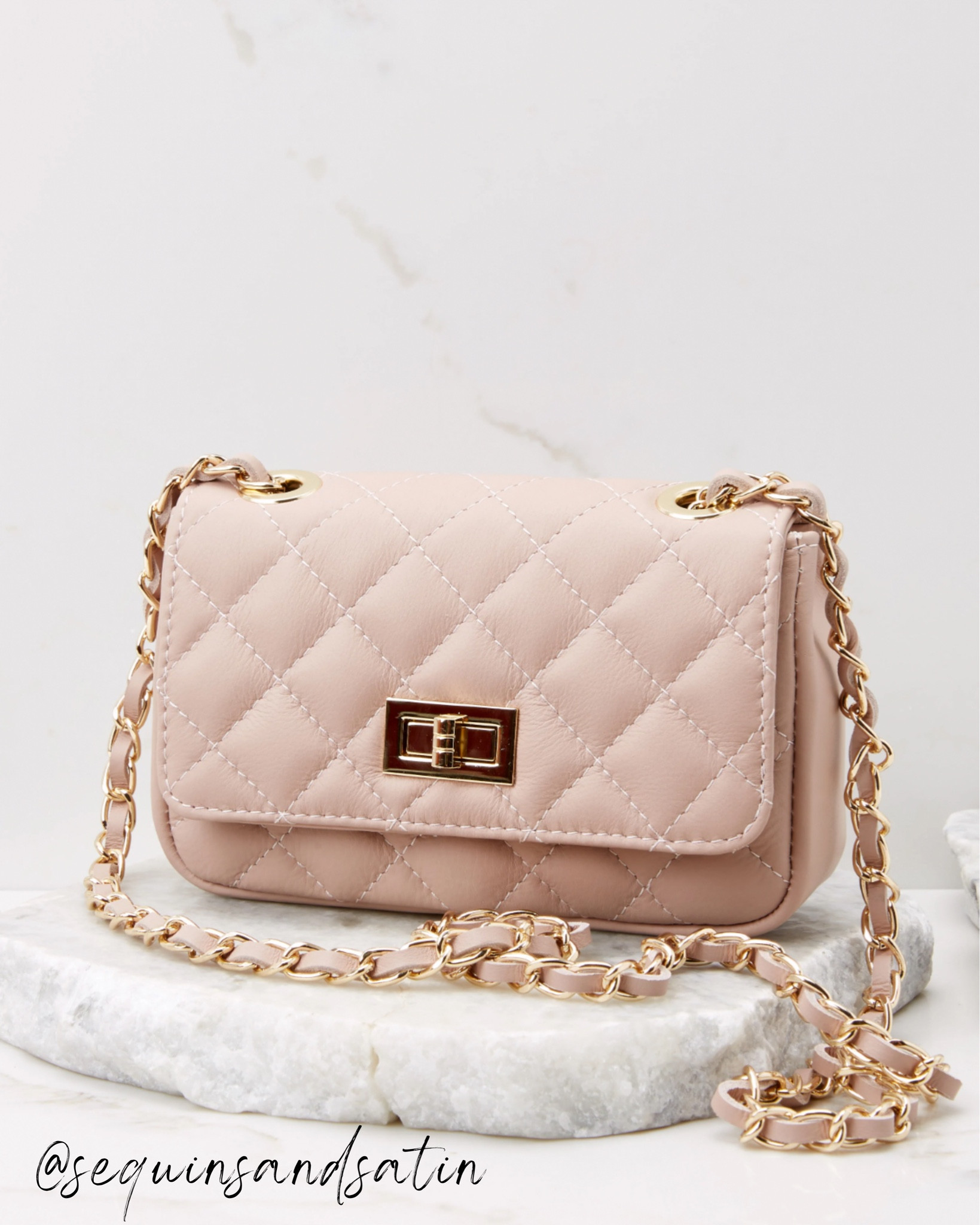 Designer dupe bag! 


*Not a knock off but totally designed inspired!


#LTKitbag #LTKunder100 #LTKSeasonal