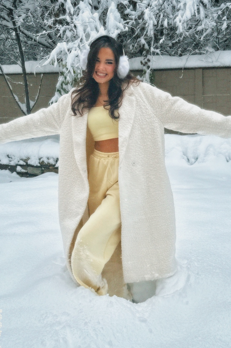 Winter outfit, cozy outfit, white coat

#LTKstyletip