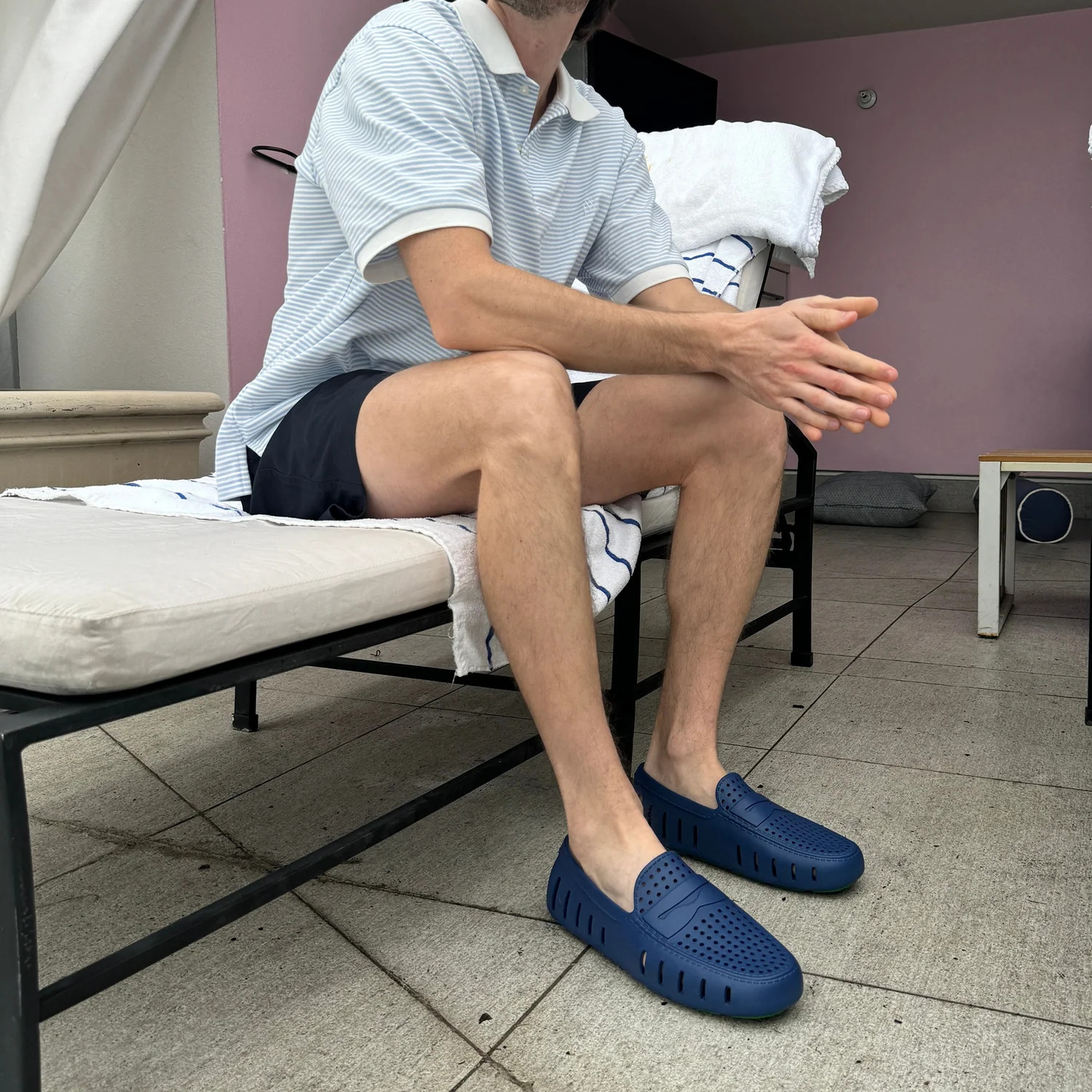 NAVY PEONY/BRIGHT WHITE COUNTRY CLUB 2.0 | Floafers