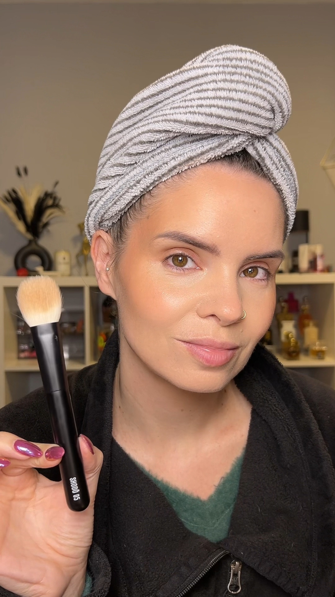 The rephr shodo 05 face brush is fantastic for blush and bronzer 😍

#LTKGiftGuide #LTKFindsUnder50 #LTKBeauty