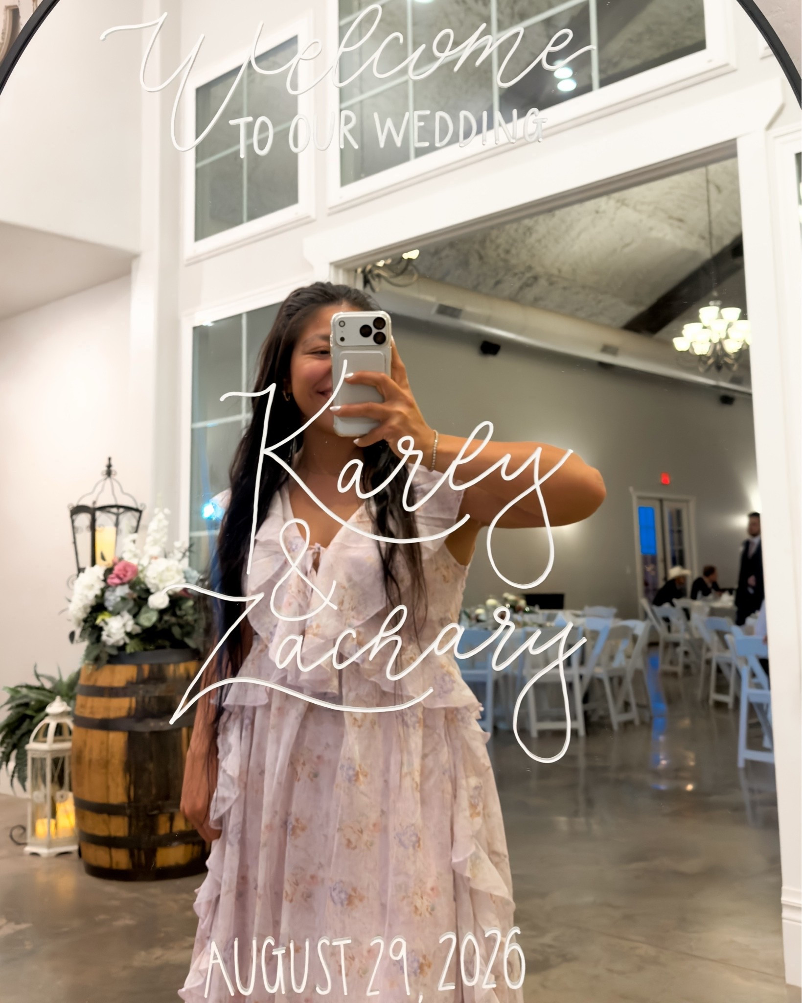 Summer wedding guest dress. Flowy and floral dress