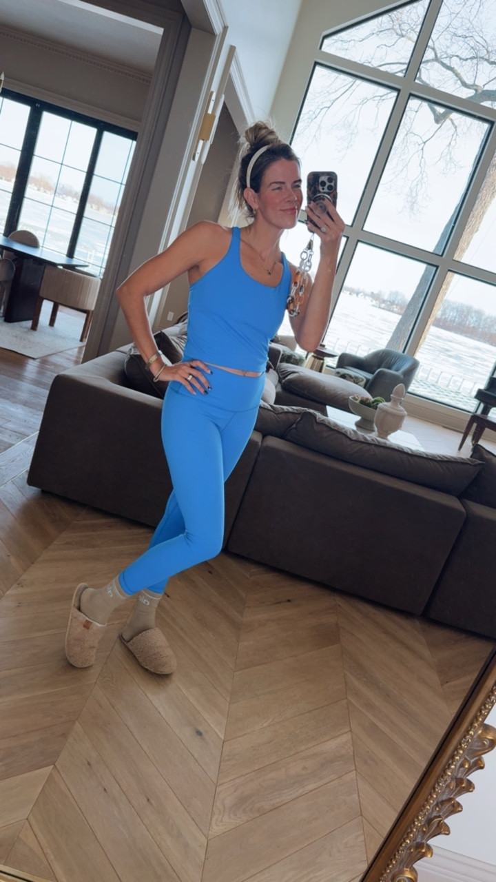 Amazon workout sets are some of the best, love this color Dazzling blue but they have so many more options! 

#LTKootd #LTKmomlife #LTKfitnessgoals