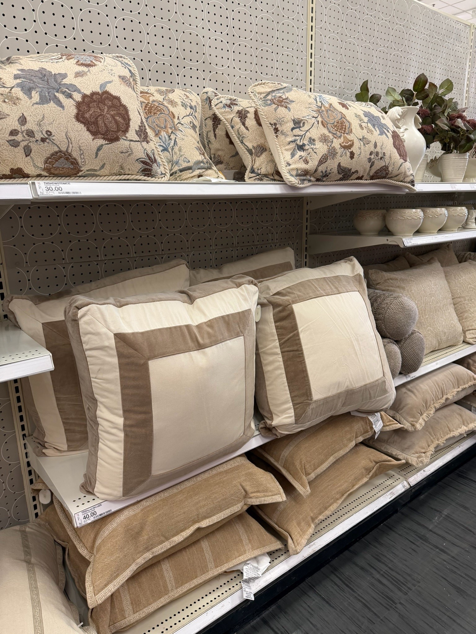 The best neutral pillow options! 🤍

#LTKSeasonal #LTKselfcare #LTKHome