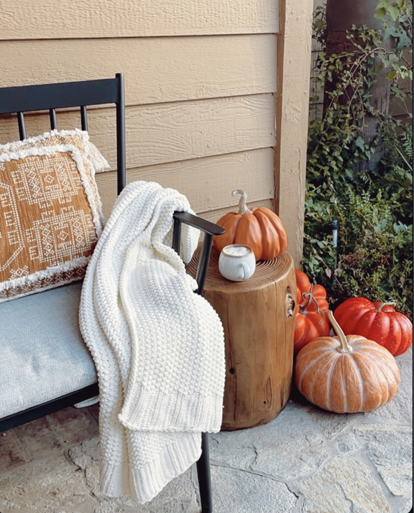 Cozy fall front porch 🍁

#falldecor #entryway #bench #fauxpumpkins

#LTKHome #LTKSeasonal #LTKStyleTip