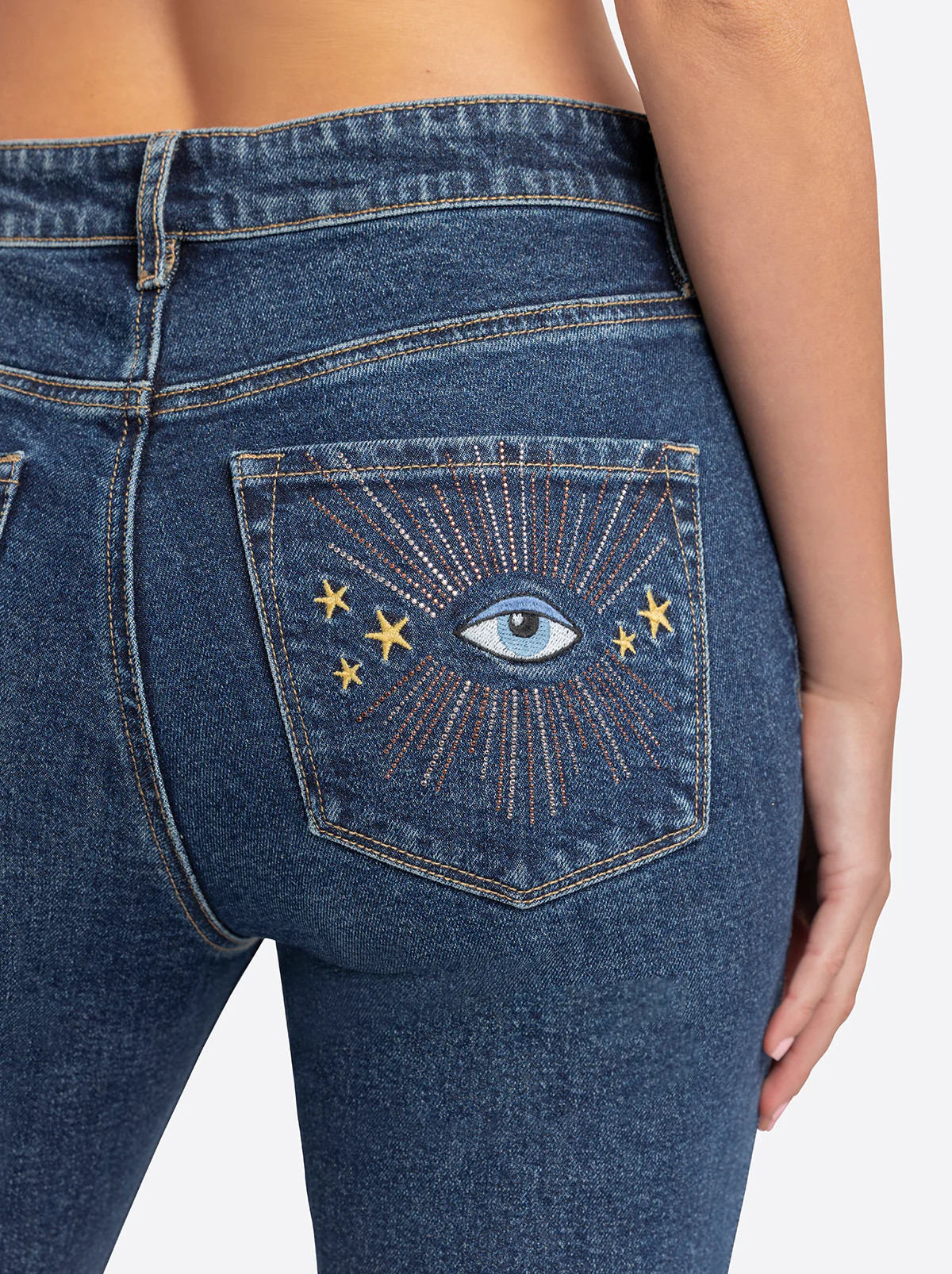 Jessica Simpson 2.0 Stevie Flare Jeans in Milton | Jessica Simpson