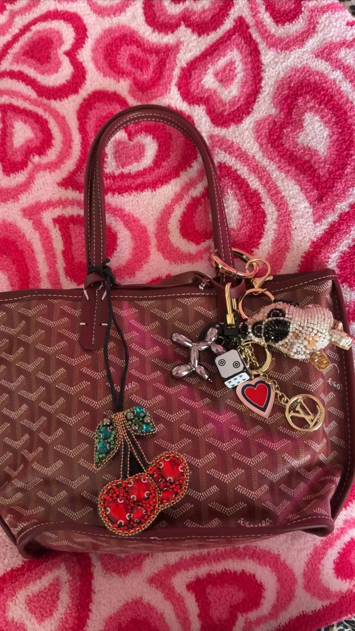 Best selling bag this week!!! I have it in literally TOO many colors but it truly is the best little bag

#LTKSaleAlert #LTKgrwm #LTKSeasonal