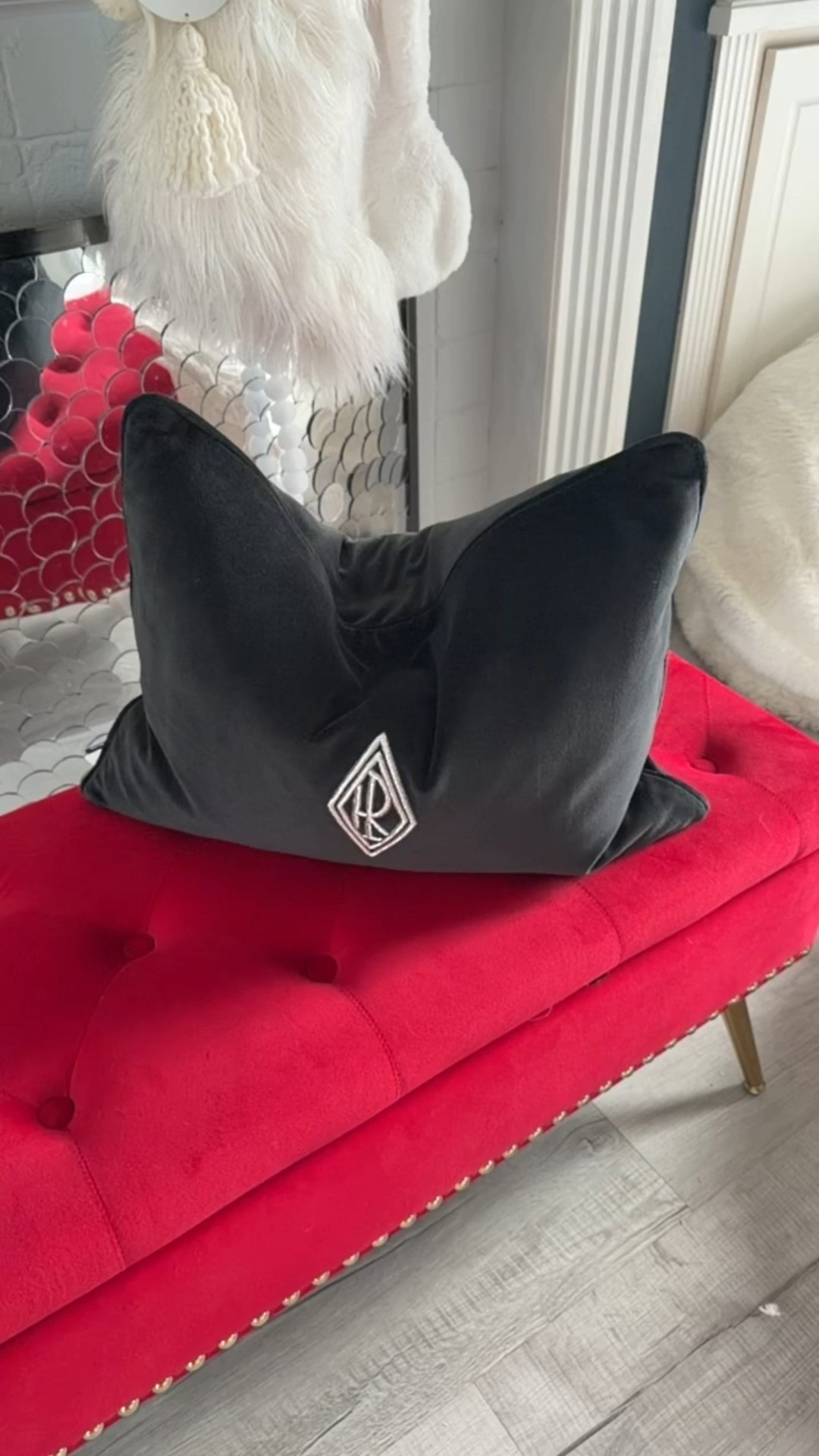 Recent RL pillow hoarder 🤣

#LTKHome #LTKvlog #LTKdayinmylife