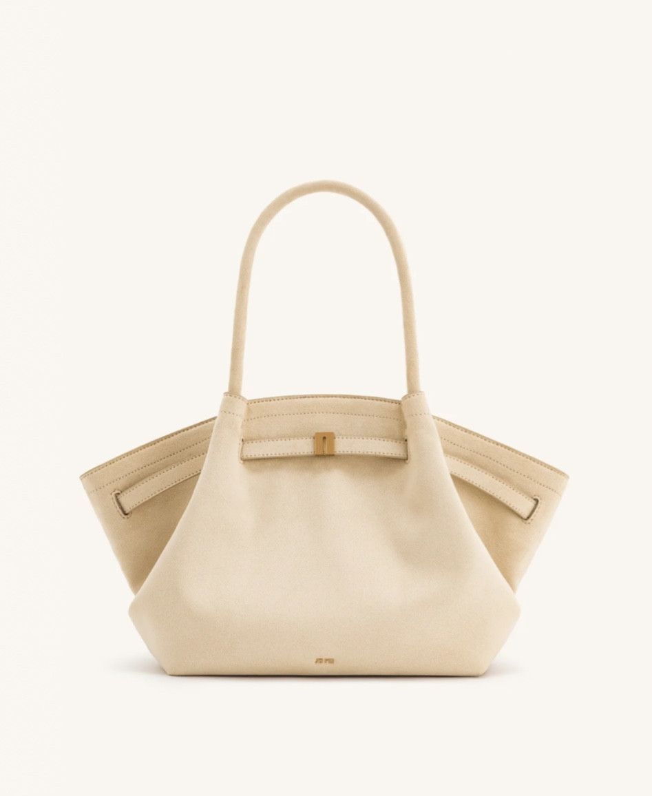 i’ll never believe this bag is $100! so classy, the perfect size, and so many color options!

#LTKFindsUnder100 #LTKItBag #LTKSaleAlert