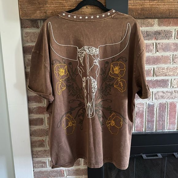 FREE PEOPLE embroidered tee | Poshmark